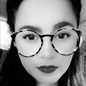 Meet your Posher, Jeraldine